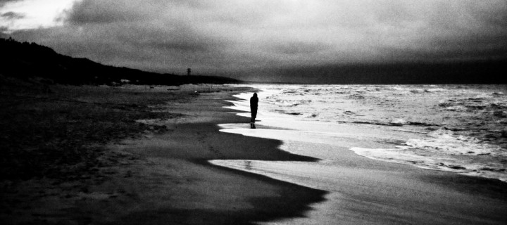 Η μοναξιά “ταράζει” τον ύπνο